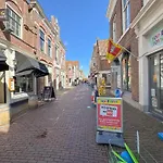 Klein Weeshuis *